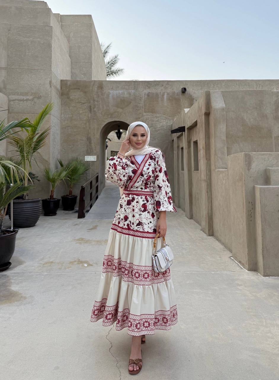 Önü Bağlamalı Güllü Etekli Takım